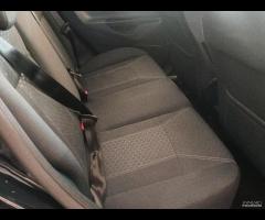 Ford Fiesta 1.6 95CV 5 porte - 12
