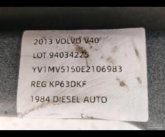 MINIGONNA LATERALE SOTTOPORTA SINISTRA SX VOLVO V4 - 24