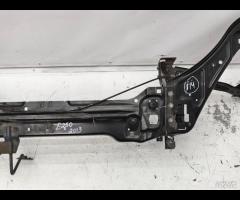 OSSATURA CALANDRA ANTERIORE SUPERIORE MERCEDES C20 - 5