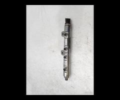 FLAUTO INIETTORI DISTRIBUTORE CARBURANTE 3.0D LR R - 1