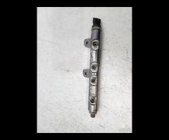 FLAUTO INIETTORI DISTRIBUTORE CARBURANTE 3.0D LR R - 2