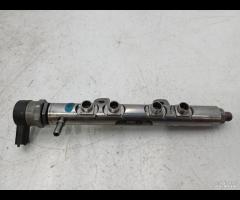 FLAUTO INIETTORI DISTRIBUTORE CARBURANTE 3.0D LR R - 8