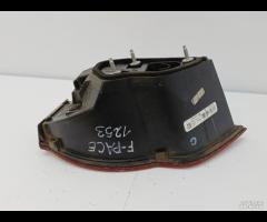 FARO FANALE STOP POSTERIORE DX JAGUAR F-PACE X761 - 7