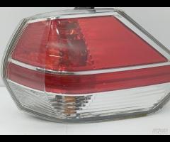 FARO FANALE STOP POSTERIORE DX NISSAN X-TRAIL III