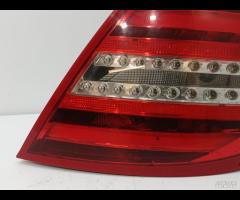 FARO FANALE STOP POSTERIORE DESTRA MERCEDES C200 W