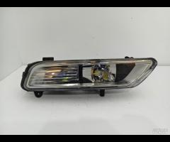 FARO FENDINEBBIA ANTERIORE ANTINIEBLA SX VW PASSAT - 1