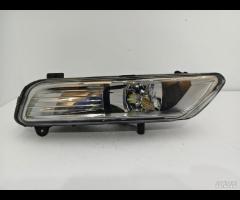 FARO FENDINEBBIA ANTERIORE ANTINIEBLA SX VW PASSAT - 2