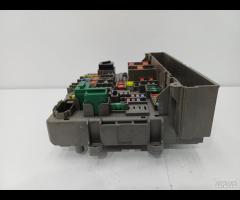 SCATOLA FUSIBILI DISTRIBUTORE CORRENTE ANTERIORE B - 6