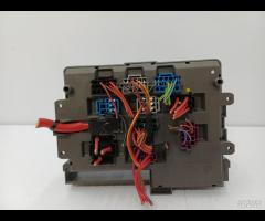 SCATOLA FUSIBILI DISTRIBUTORE CORRENTE ANTERIORE B - 13