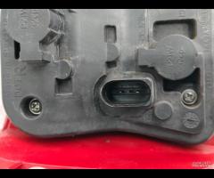 FARO FANALE STOP POSTERIORE DESTRA DX AUDI A4 8K2 - 22