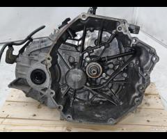 CAMBIO MANUALE 6M R9M 2WD 320104BR1D 1.6D 96Kw NIS