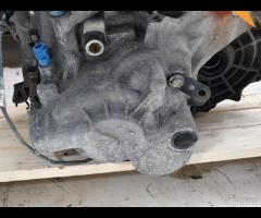 CAMBIO MANUALE 6M R9M 2WD 320104BR1D 1.6D 96Kw NIS - 13