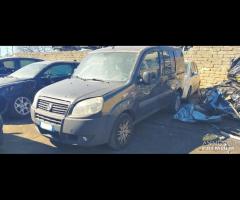 Ricambi Fiat Doblò 1.9 D del 2009 motore 186A9000