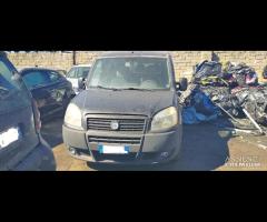 Ricambi Fiat Doblò 1.9 D del 2009 motore 186A9000
