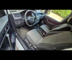 Volkswagen Caddy 2.0 TDI 102 CV Highline 2Posti - 17