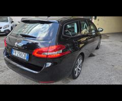 Peugeot 308 BlueHDi 130 S&S SW GT Line - 22