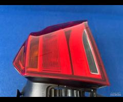 Faro Posteriore BMW F20 F21 - 11
