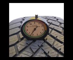 4 GOMME 225 60 18 YOKOHAMA A67703