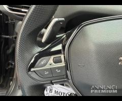 Peugeot 3008 BlueHDi 130 S&S EAT8 GT - 12