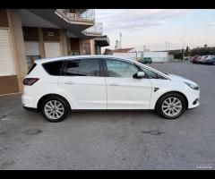 Ford Galaxy 2.0 TDCi 180CV Powershift Tit. Busines - 10