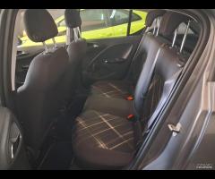 Opel Corsa 1.4 90CV GPL Tech 5 porte b-Color 2016 - 13