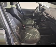Opel Corsa 1.4 90CV GPL Tech 5 porte b-Color 2016 - 18