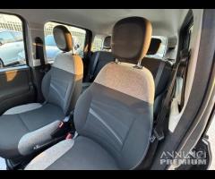 Fiat Panda 1.0 FireFly S&S Hybrid City Cross - 12