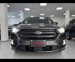 Ford Kuga 1.5 TDCI 120 CV S&S 2WD ST-Line - 3