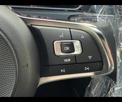 Volkswagen Golf 7 R-LINE - 1.5 TSI 150 cv - 79000K - 20