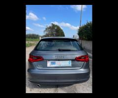 Audi A3 1.6 TDI S tronic Ambition - 16
