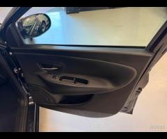 Lancia Ypsilon 1.0 FireFly 5 porte S&S Hybrid Ecoc - 17