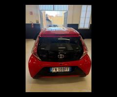 Toyota Aygo 1.0 VVT-i 69 CV 5 porte x-play TSS - 5