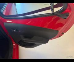 Toyota Aygo 1.0 VVT-i 69 CV 5 porte x-play TSS - 14