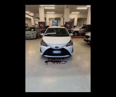 Toyota Yaris 1.5 Hybrid 5 porte Business - 1