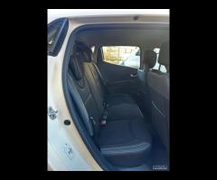 Renault Clio dCi 8V 90CV EDC Start&Stop 5 porte En - 14