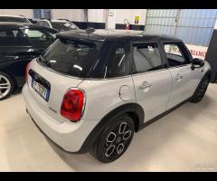 Mini 1.5 Cooper Boost 5 porte - 3