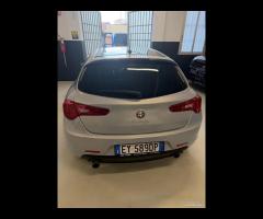 Alfa Romeo Giulietta 1750 Turbo TCT Quadrifoglio V