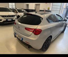 Alfa Romeo Giulietta 1750 Turbo TCT Quadrifoglio V - 7