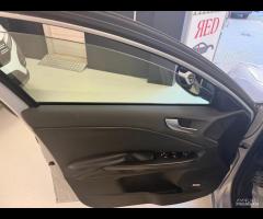 Alfa Romeo Giulietta 1750 Turbo TCT Quadrifoglio V - 12