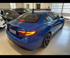 Alfa Romeo Giulia 2.2 Turbodiesel 210 CV AT8 AWD Q