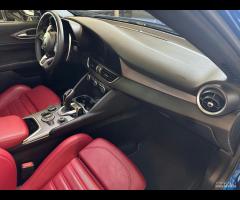 Alfa Romeo Giulia 2.2 Turbodiesel 210 CV AT8 AWD Q - 21