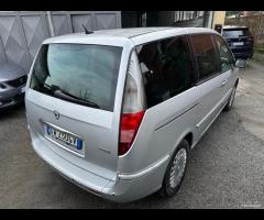 Lancia Phedra 2.0 MJT 136 CV Platino - 16