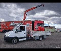 Iveco daily 35c12 con gru