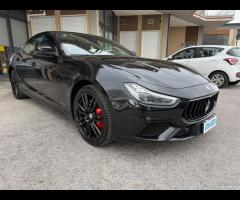 Maserati Ghibli L4 330 CV MHEV Gransport - 10