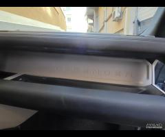 LAND ROVER DEFENDER 7 POSTI - 25