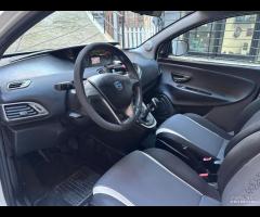 LANCIA YPSILON GPL - UNICO PROPRIETARIO - 17