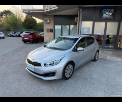 Kia Ceed - 1.6 CRDi 110 CV 5 porte - Neopatentati
