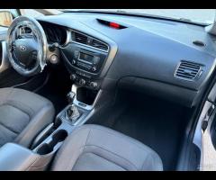 Kia Ceed - 1.6 CRDi 110 CV 5 porte - Neopatentati - 20