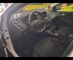 Ford Focus 1.0 EcoBoost 100 CV unico prop 2018 - 17