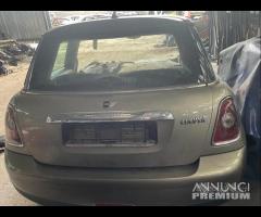 Ricambi disponibili portellone post. mini cooper - 1